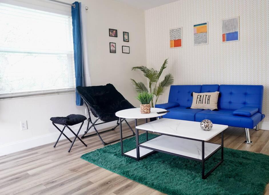 Jay's Cozy Arts Apartamento *
