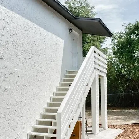 Jay'S Cozy Arts Apartment Tampa Exterior photo